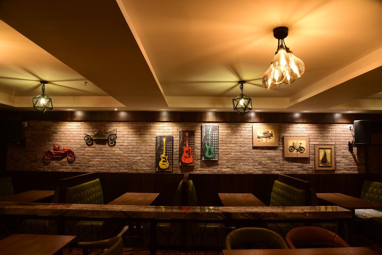 Lemon Tree Hotel Силигури Экстерьер фото