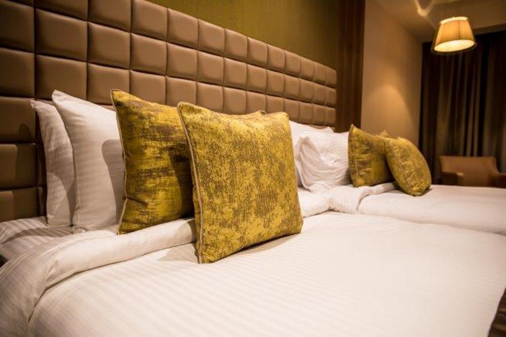 Lemon Tree Hotel Силигури Экстерьер фото